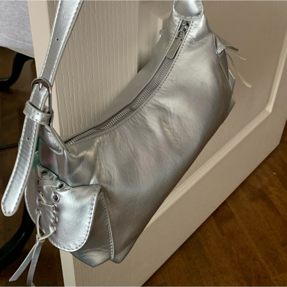 NWT Simons Stylish Silver Metallic Shoulder Bag with pockets